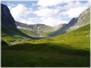 la cabanya y el glaciar